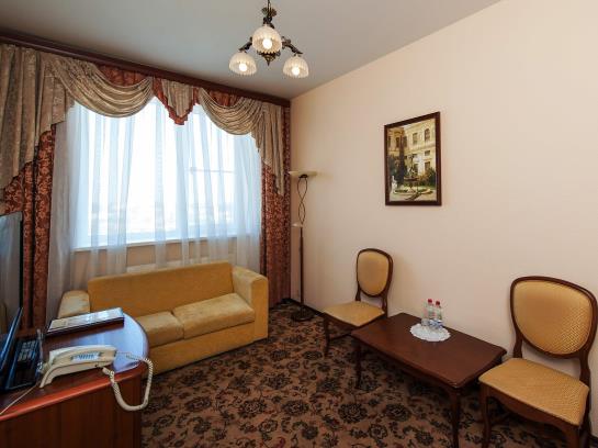 Congress Hotel Forum 12