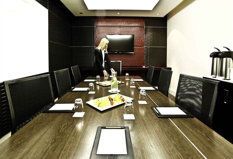 Hotel DoubleTree by Hilton Cape Town Upper Eastside 1