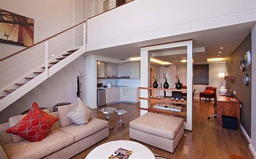 Hotel DoubleTree by Hilton Cape Town Upper Eastside 11