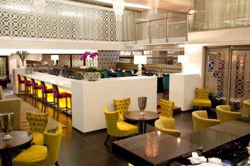 Hotel DoubleTree by Hilton Cape Town Upper Eastside 17