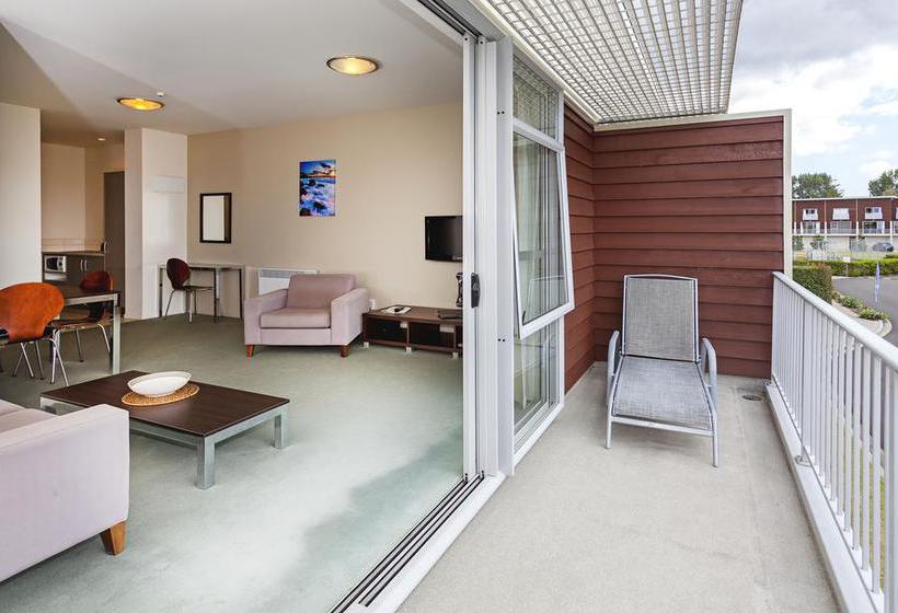 Hotel Beachside Resort 8