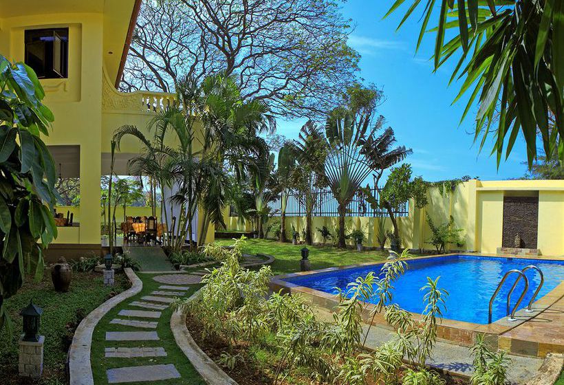 Hotel Poovath Heritage Home 10