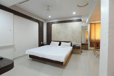 Hotel Jal Sagar 7