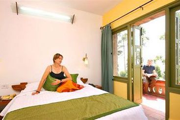 Hotel Mountain Club Munnar 1