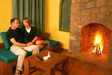 Hotel Mountain Club Munnar 12