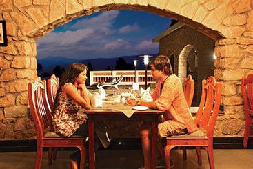 Hotel Mountain Club Munnar 20