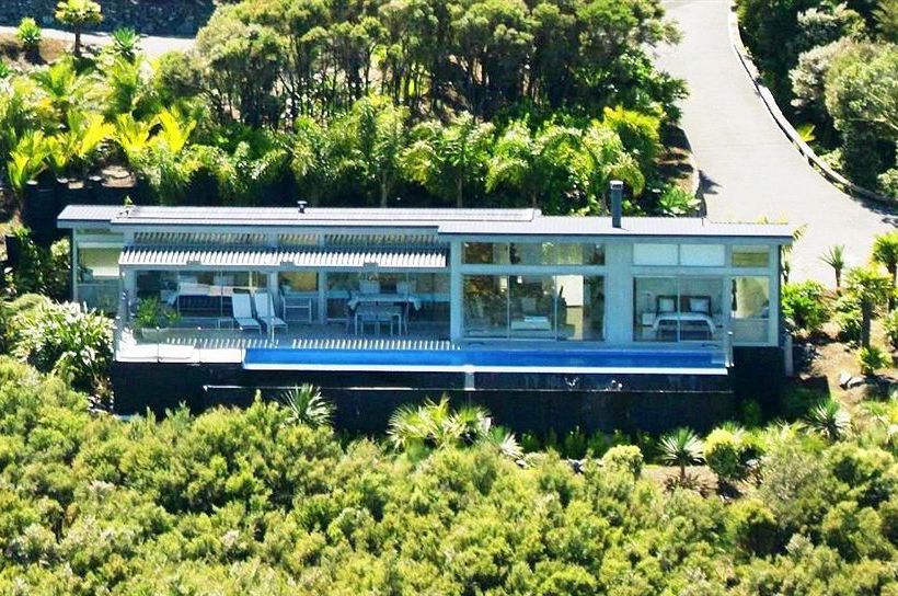 Hotel Eagles Nest Russell