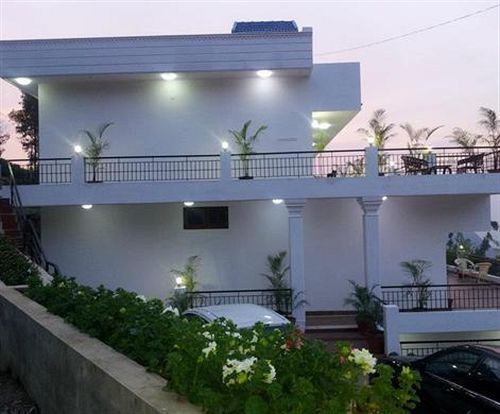 Hotel Mount N Mist 3