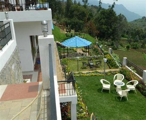 Hotel Mount N Mist 5