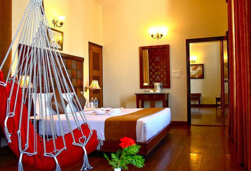 Hotel Kasauli Woods 13