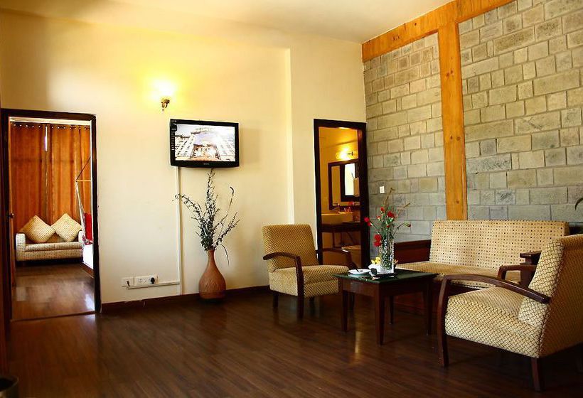 Hotel Kasauli Woods 7