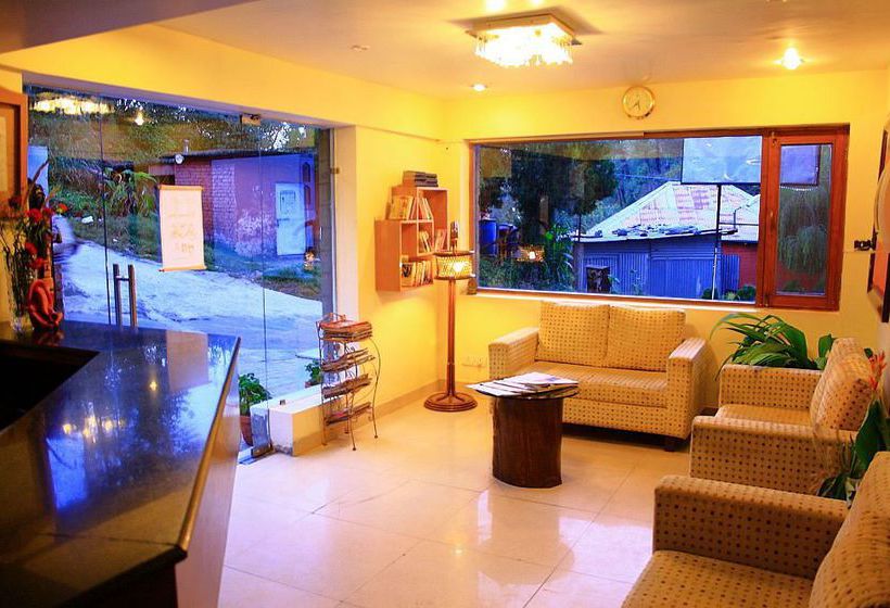 Hotel Kasauli Woods 9