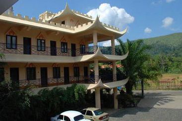 Hotel Woodland Prime Castle