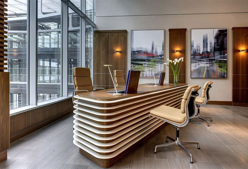 Hotel Hilton Frankfurt Airport 1