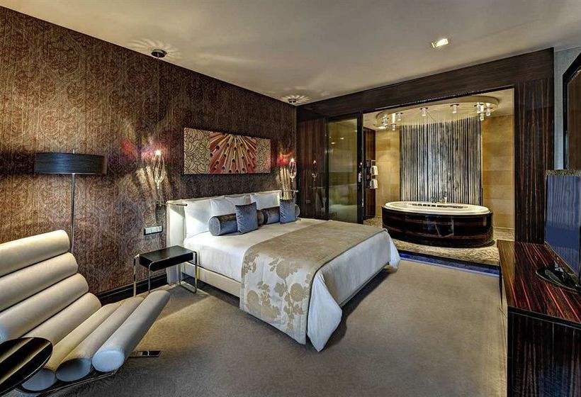 Hotel Hilton Frankfurt Airport 10