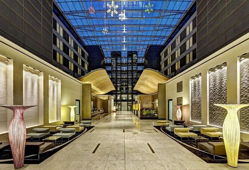 Hotel Hilton Frankfurt Airport 6