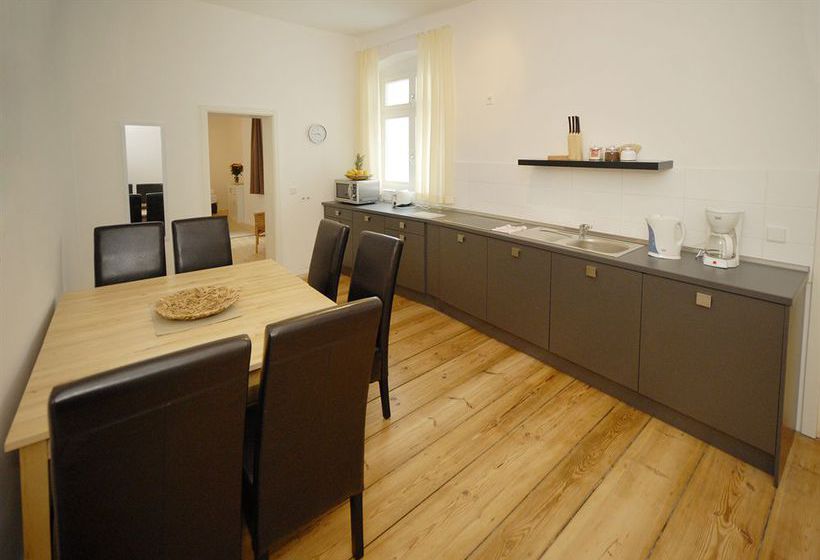 Old Town Apartments Metzer Strasse 16