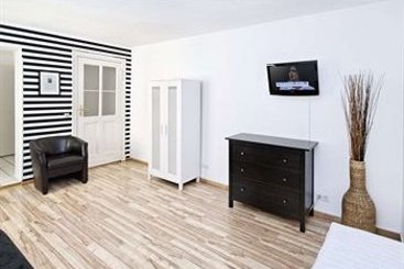 Old Town Apartments Schönhauser Allee 16