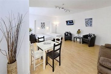 Old Town Apartments Schönhauser Allee 17