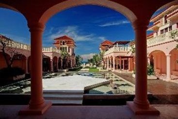 Hotel Centara Grand Beach Resort Phuket 13