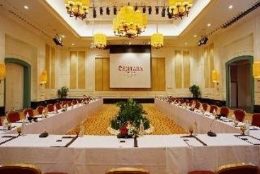 Hotel Centara Grand Beach Resort Phuket 3