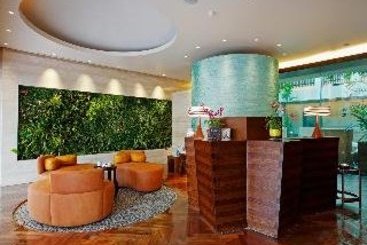 Hotel Centara Grand Beach Resort Phuket 8