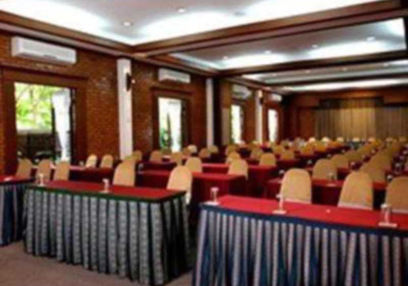 Rachawadee Oasis Resort & Hotel 5