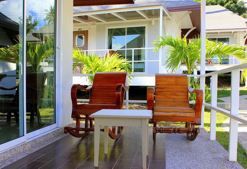 Al's Laemson Resort 17