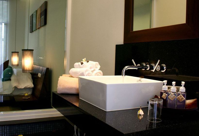 Hotel Two Villas Holiday Phuket Oxygen Style Bang Tao Beach