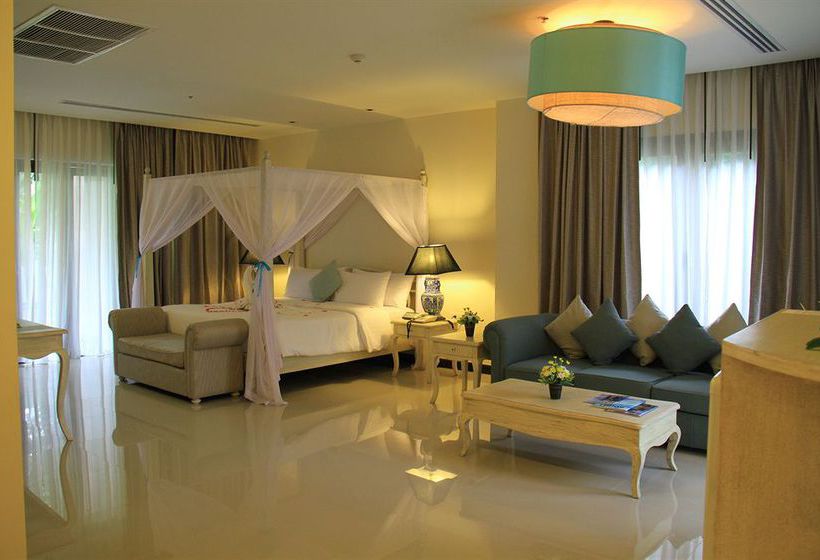 Resort D Varee Mai Khao Beach 12