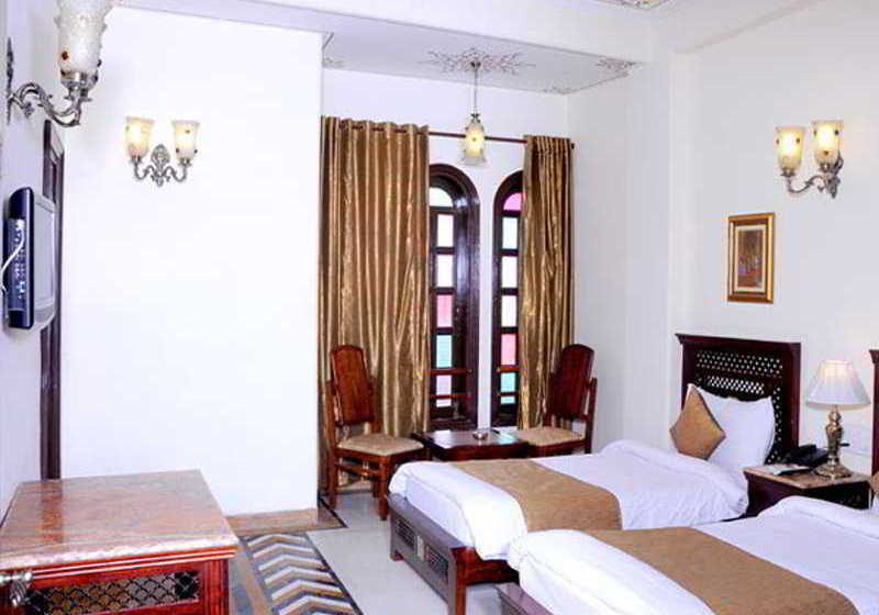 Hotel Rajputana Haveli 15
