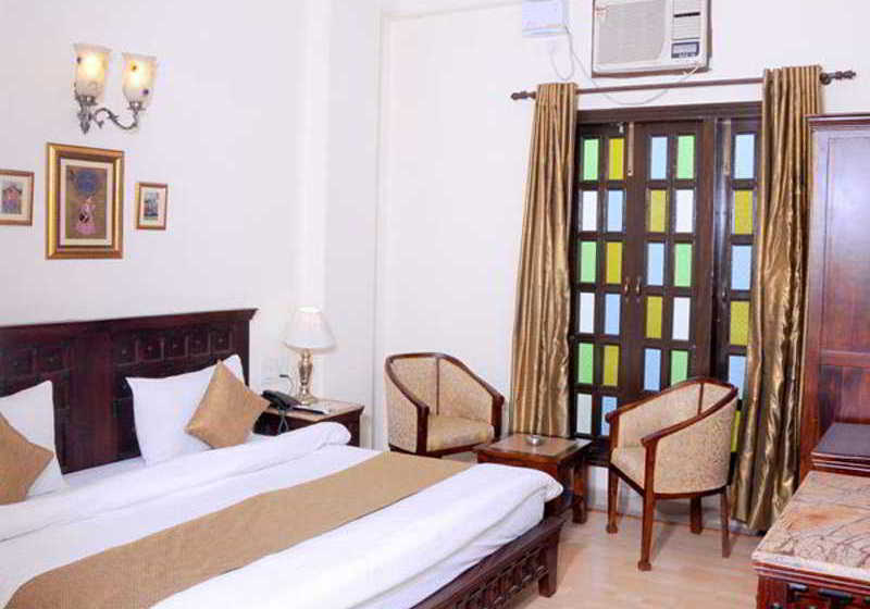 Hotel Rajputana Haveli 16