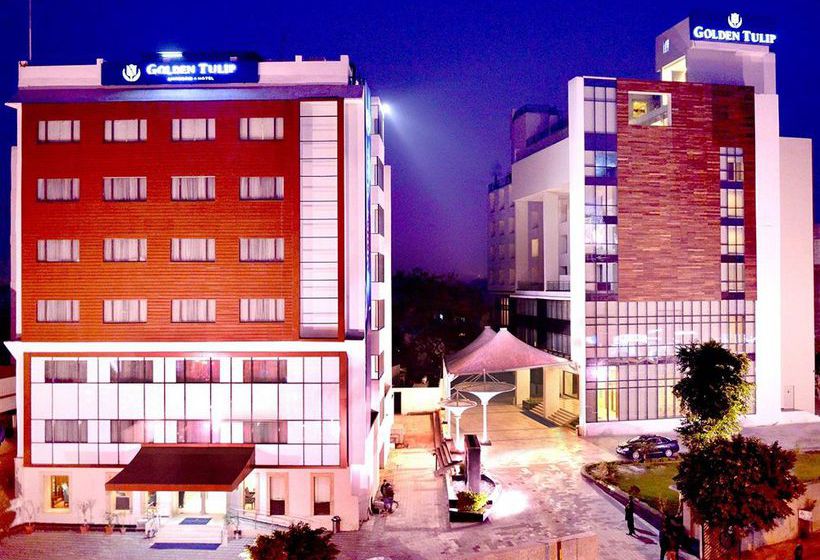 Hotel Golden Tulip Lucknow