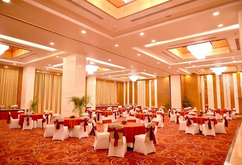 Hotel Golden Tulip Lucknow 4