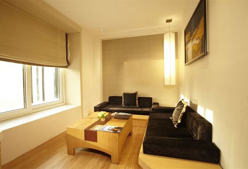 Hotel Bawa Continental 8