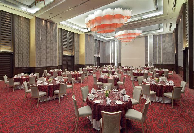 Hotel Holiday Inn Mumbai International Airport 1