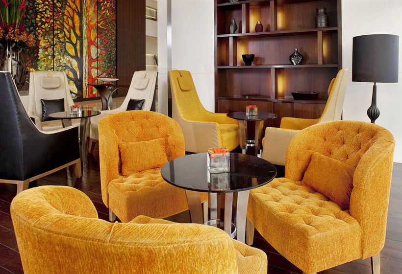 Hotel Holiday Inn Mumbai International Airport 12