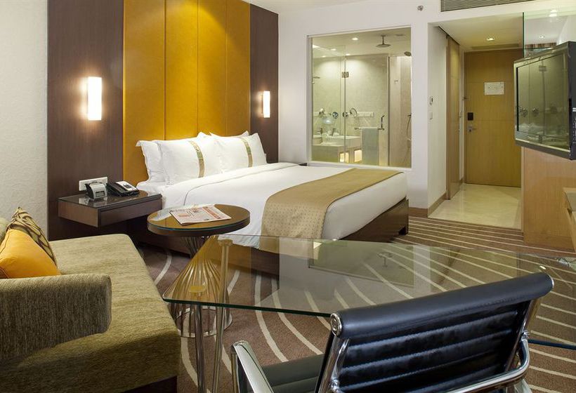 Hotel Holiday Inn Mumbai International Airport 7
