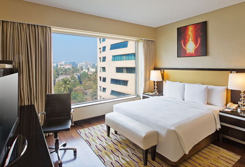 Hotel Courtyard Mumbai International Airport 11