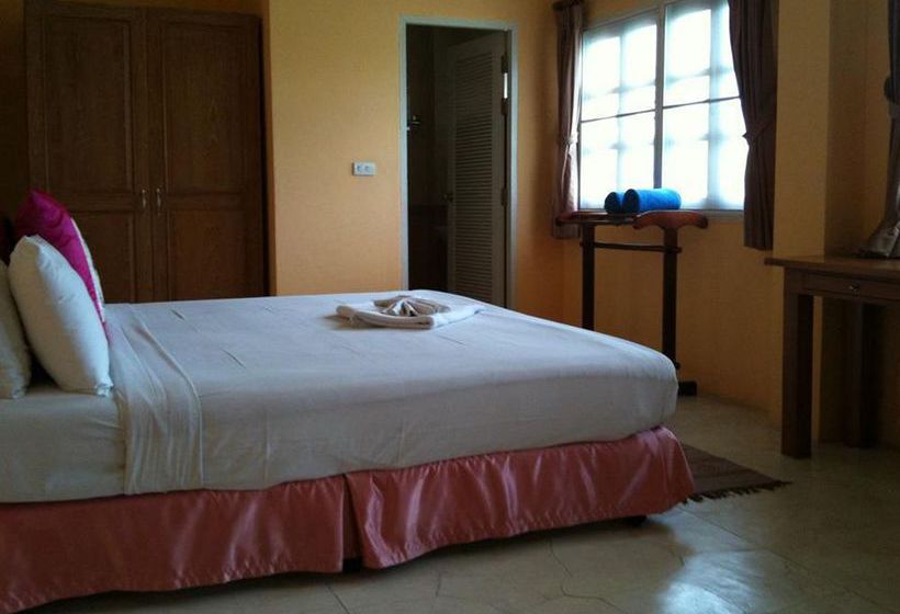 Hotel Baanrajdamnern Hua Hin 16