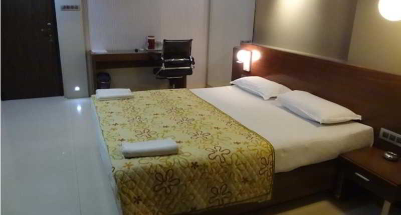 Hotel Imperial Residency 5