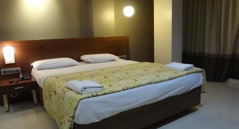 Hotel Imperial Residency 7