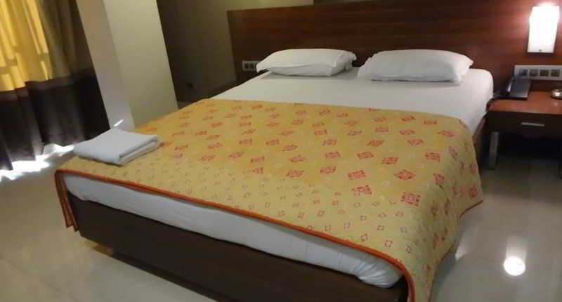 Hotel Imperial Residency 8