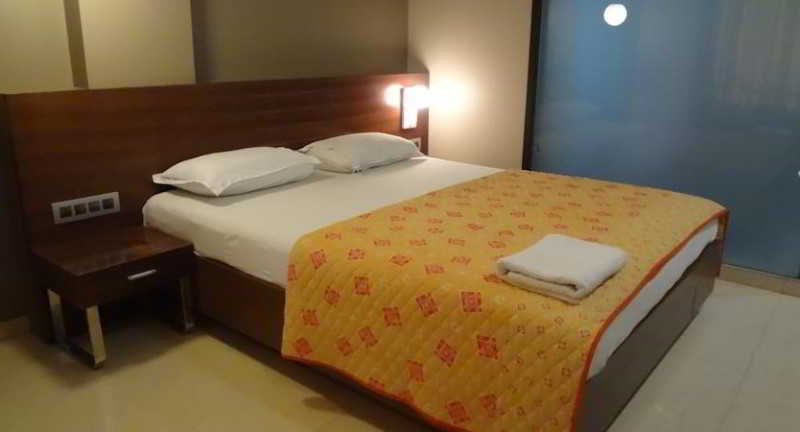 Hotel Imperial Residency 9