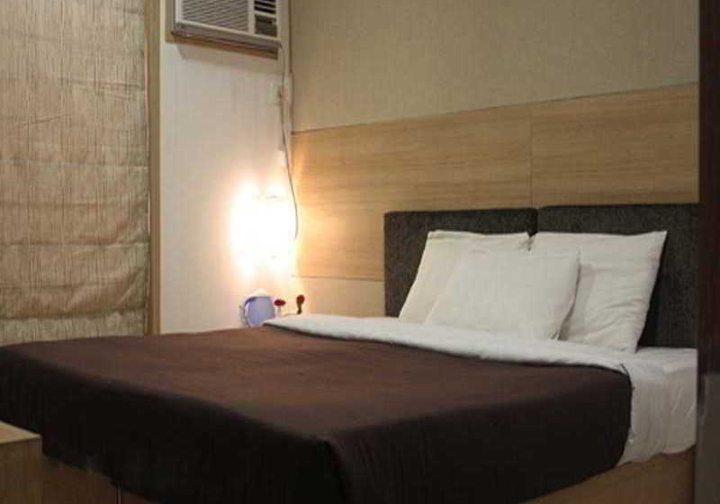 Hotel 7 Flag International 4