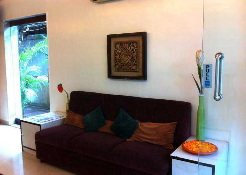 Hotel Red Palms Residency 17