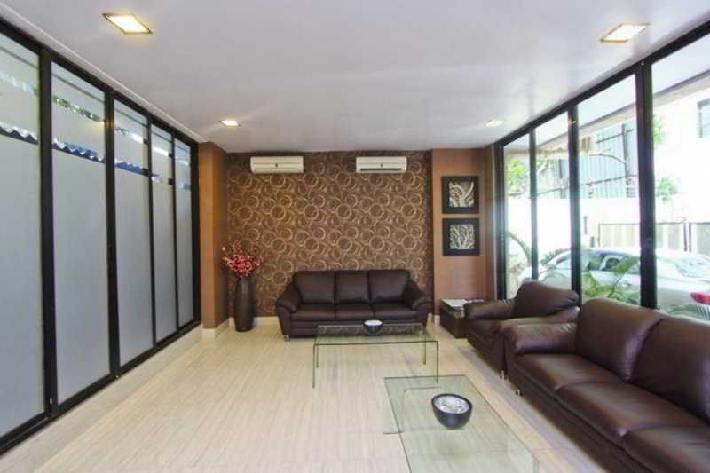 Hotel Jyoti Dwelling 10