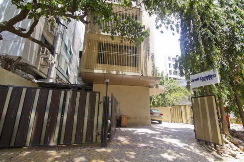 Hotel Jyoti Dwelling 8