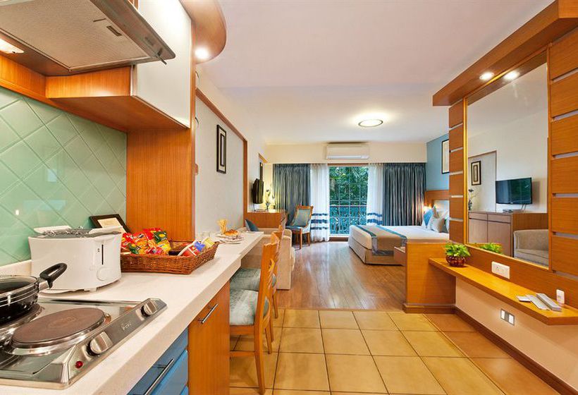 Grand Residency Hotel & Service Apartment 7