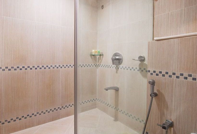 Grand Residency Hotel & Service Apartment 8